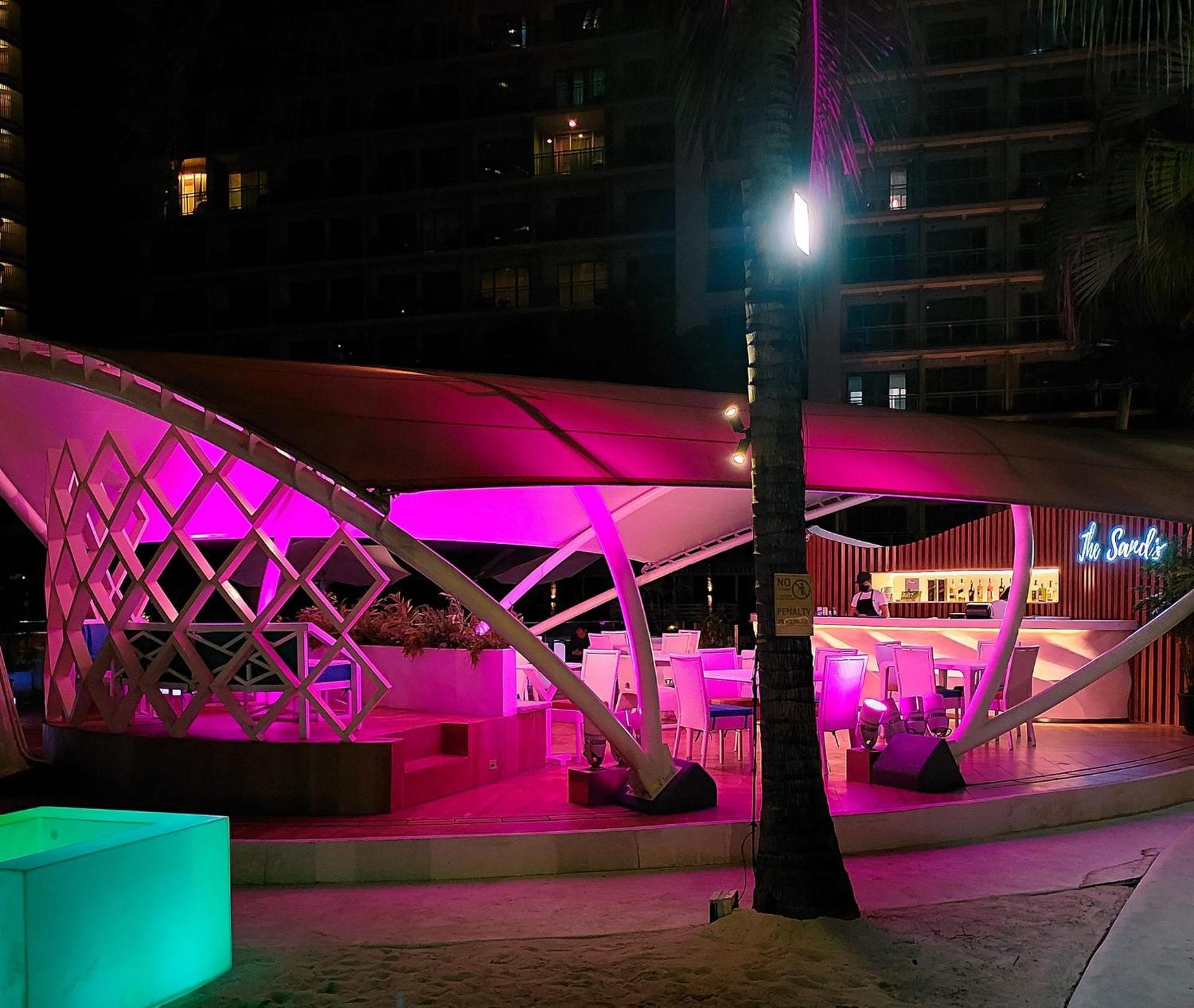 Azure Urban Resort Staycation 马尼拉 外观 照片